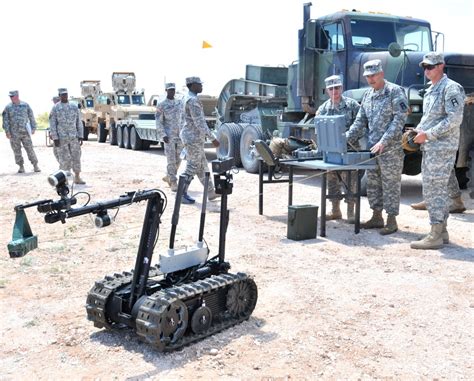 CNT leader ‘Dahon’ yields to Army’s 402nd brigade.